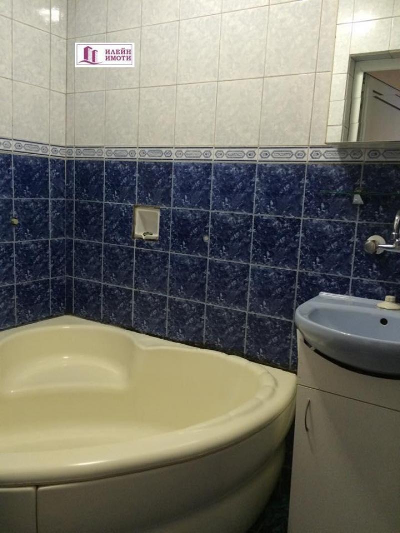 Дава под наем  3-стаен град Русе , Център , 100 кв.м | 35077963 - изображение [10]