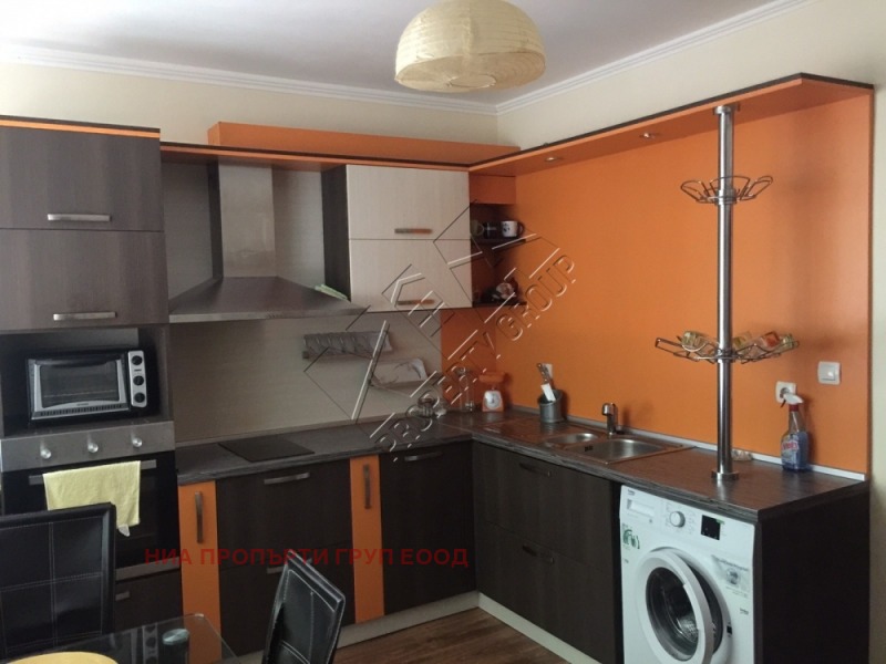 Дава под нем  3-стаен, град Бургас, Лазур •  718 EUR • ID 56121433 — holmes.bg - [1] 