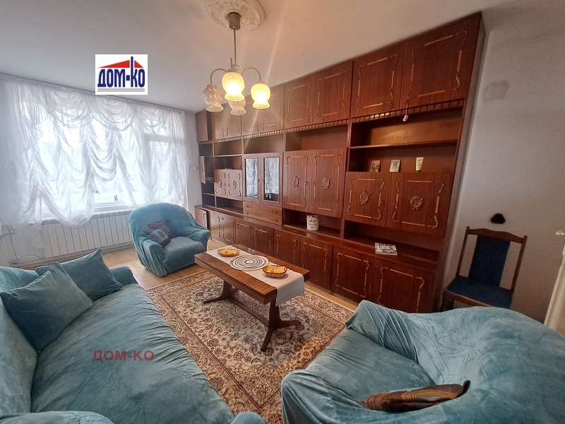 K pronájmu  3 ložnice Pazardžik , Mladost , 90 m2 | 17591178 - obraz [2]