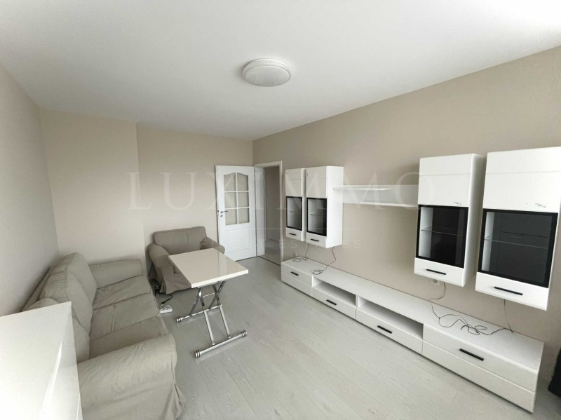Zu vermieten  1 Schlafzimmer Sofia , Poligona , 70 qm | 15301705 - Bild [4]