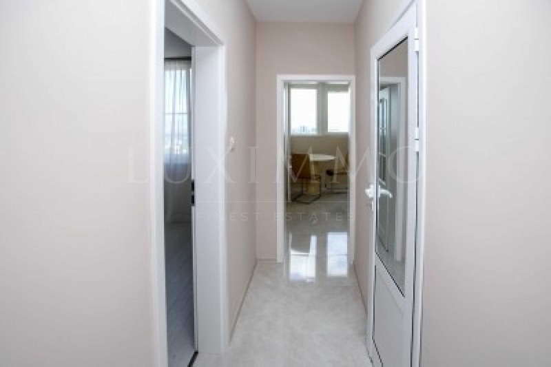 Zu vermieten  1 Schlafzimmer Sofia , Poligona , 70 qm | 15301705 - Bild [14]