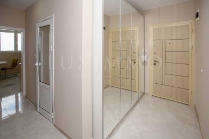 Zu vermieten  1 Schlafzimmer Sofia , Poligona , 70 qm | 15301705 - Bild [13]