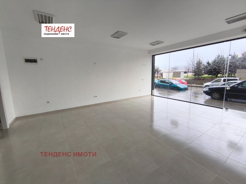 Дава под наем МАГАЗИН, гр. Кърджали, Център, снимка 4 - Магазини - 53244529