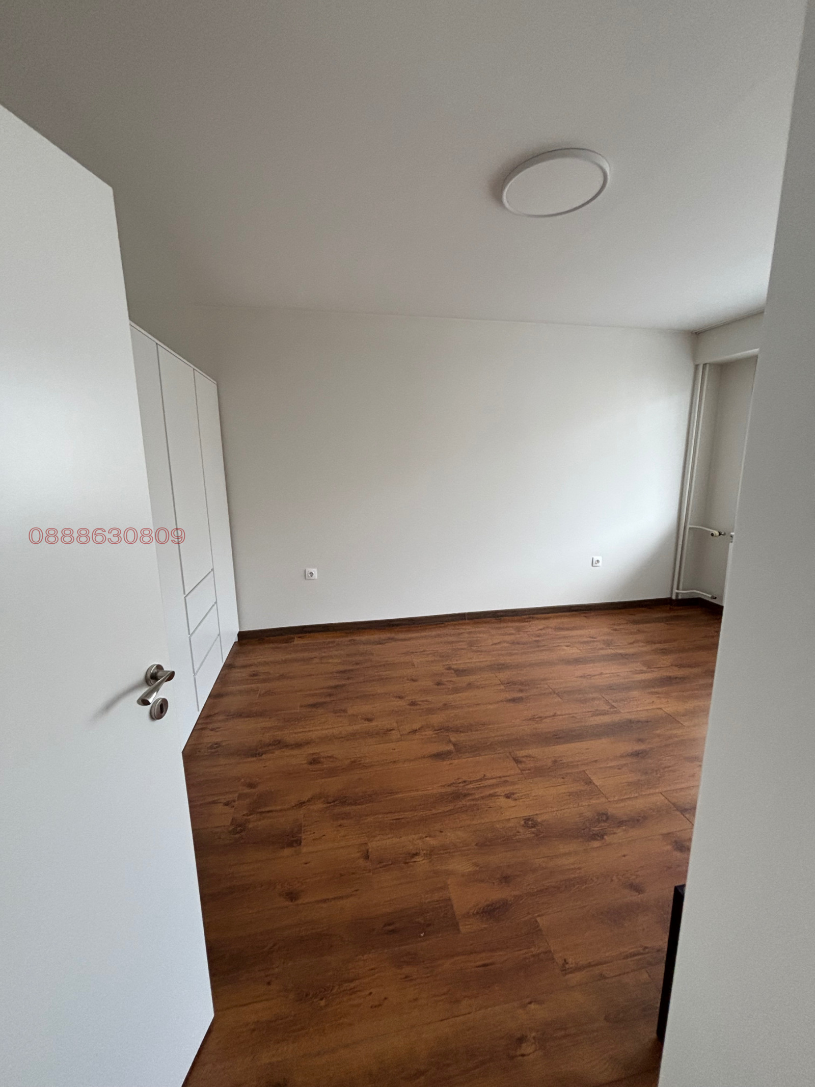 Дава под наем 4-СТАЕН, гр. София, Света Троица, снимка 8 - Апартаменти - 54090672