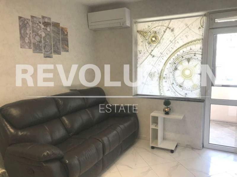 K pronájmu  1 ložnice Varna , Centar , 65 m2 | 95875899 - obraz [2]