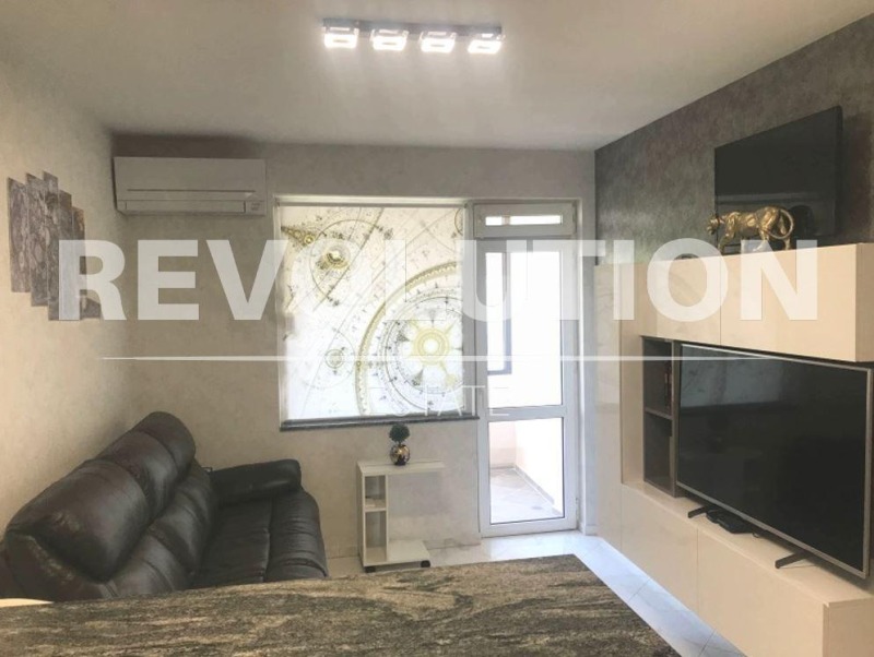 K pronájmu  1 ložnice Varna , Centar , 65 m2 | 95875899 - obraz [3]