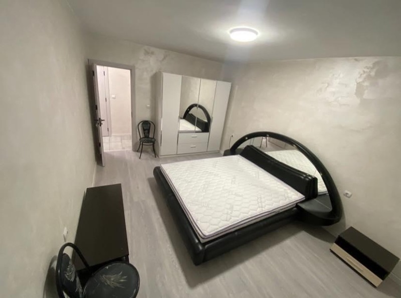 K pronájmu  1 ložnice Varna , Centar , 80 m2 | 67682775 - obraz [4]