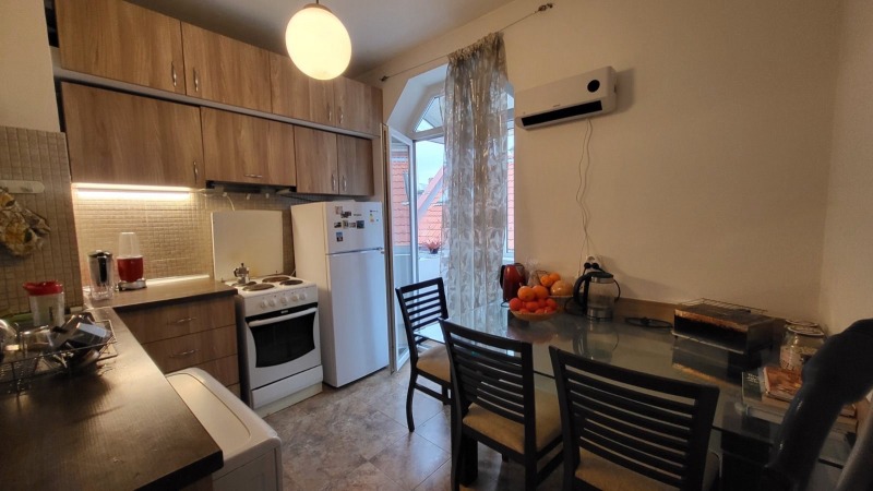 Дава под наем 3-СТАЕН, гр. София, Оборище, снимка 6 - Апартаменти - 52850255