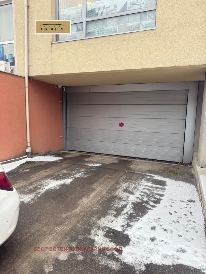 Дава под наем ГАРАЖ, ПАРКОМЯСТО, гр. София, Манастирски ливади, снимка 4 - Гаражи и паркоместа - 53107479