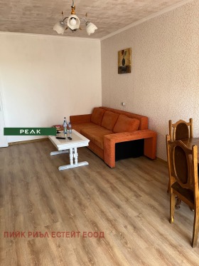 1 quarto Orlandovci, Sofia 1