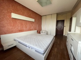 3 soveværelser Vitosha, Sofia 6