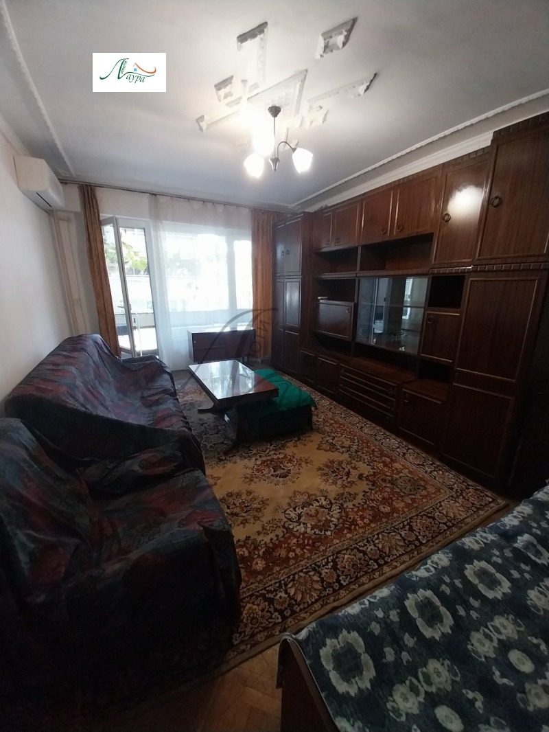 Kiadó  Stúdió Sumen , Dobrudzsanski , 45 négyzetméter | 59527733 - kép [3]