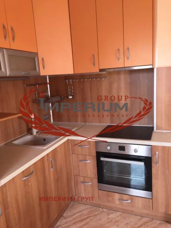 Издаје се  2 спаваће собе Варна , Вазраждане 1 , 90 м2 | 44716715