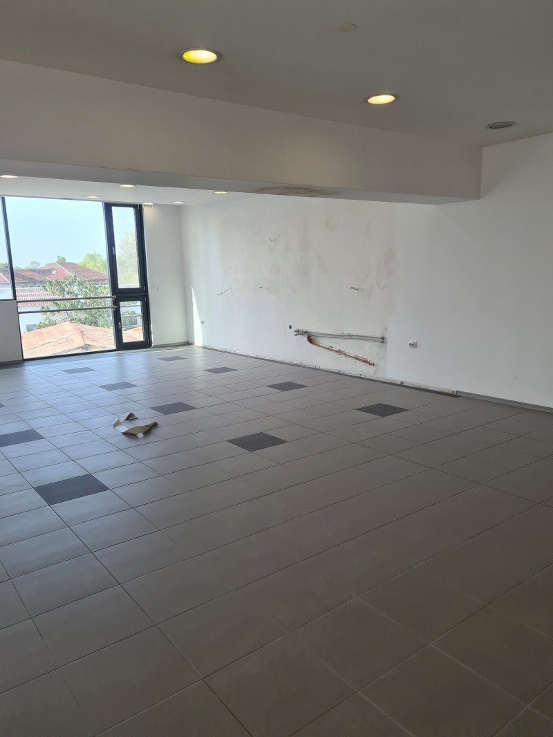 Дава под наем ОФИС, гр. Пловдив, Сточна гара, снимка 7 - Офиси - 52493077