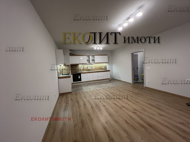 Дава под наем 3-СТАЕН, гр. София, Център, снимка 3 - Апартаменти - 53160098