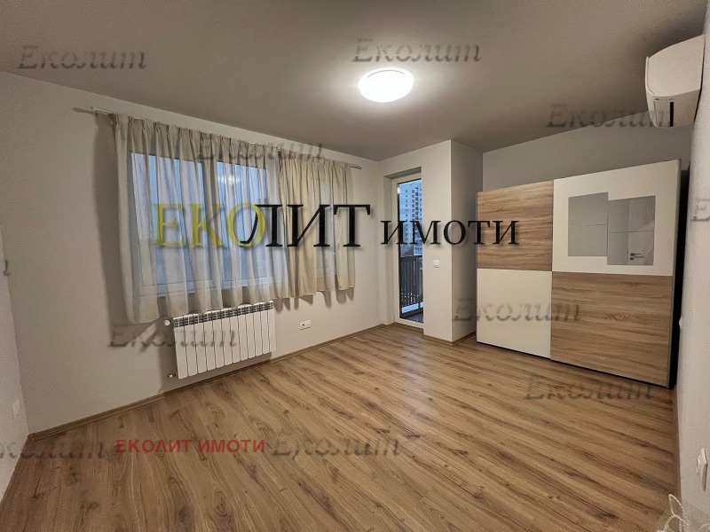 Дава под наем 3-СТАЕН, гр. София, Център, снимка 5 - Апартаменти - 53160098