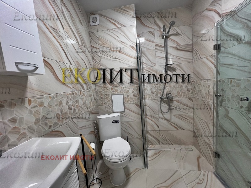 Дава под наем 3-СТАЕН, гр. София, Център