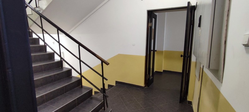 A louer  Bureau Sofia , Tsentar , 72 m² | 11531036 - image [8]