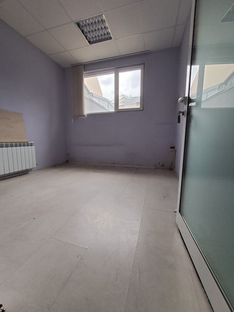 Te huur  Winkel Sofia , Tsentar , 320 m² | 18026921 - afbeelding [9]