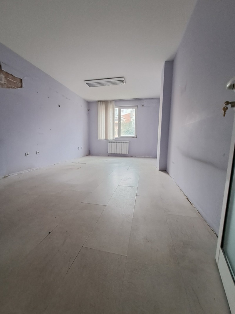 Te huur  Winkel Sofia , Tsentar , 320 m² | 18026921 - afbeelding [4]