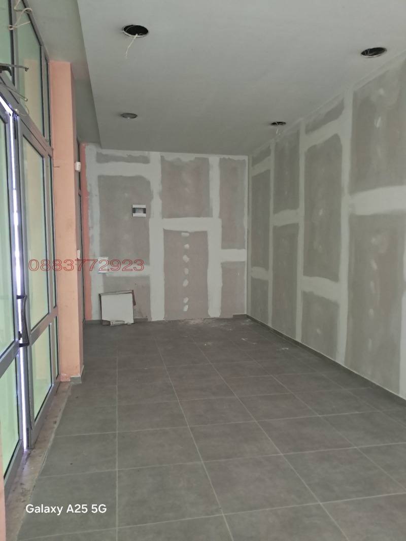 Дава под наем ПРОМ. ПОМЕЩЕНИЕ, гр. Пловдив, Карловско шосе, снимка 4 - Производствени сгради - 52782408