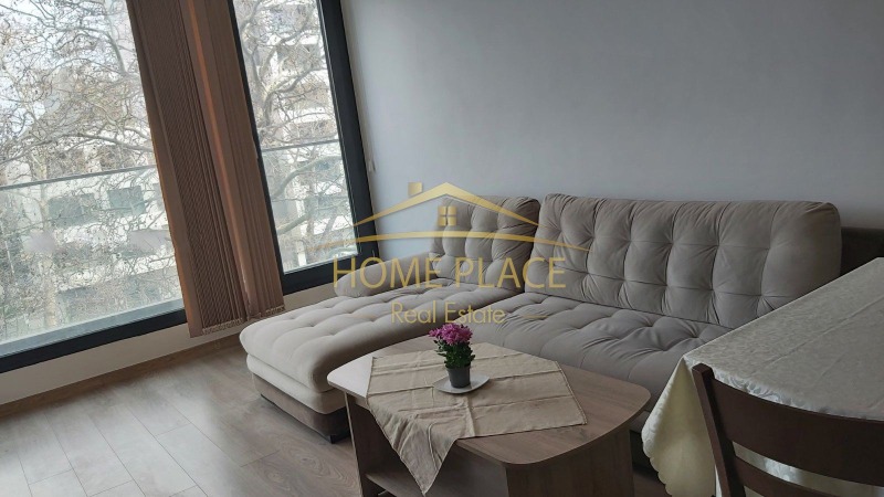 Издаје се  1 спаваћа соба Варна , Чајка , 70 м2 | 48902476
