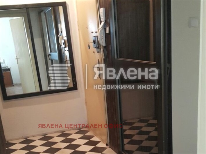 Дава под наем 3-СТАЕН, гр. София, Оборище, снимка 2 - Апартаменти - 53252871