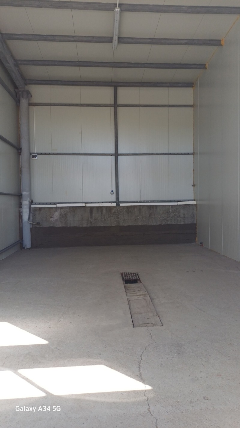 Дава под наем ПРОМ. ПОМЕЩЕНИЕ, гр. Кърджали, Студен кладенец, снимка 3 - Производствени сгради - 52114375