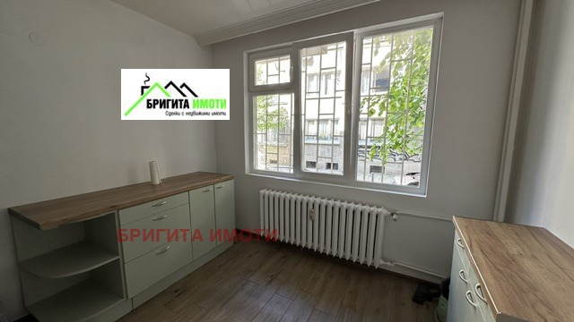 Zu vermieten  2 Schlafzimmer Sofia , Zentar , 100 qm | 50274469 - Bild [5]