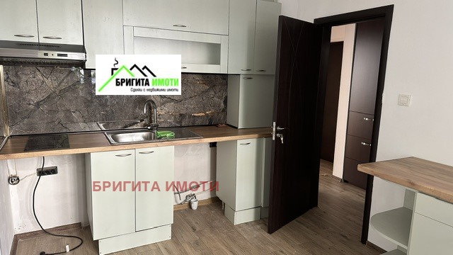Zu vermieten  2 Schlafzimmer Sofia , Zentar , 100 qm | 50274469 - Bild [4]
