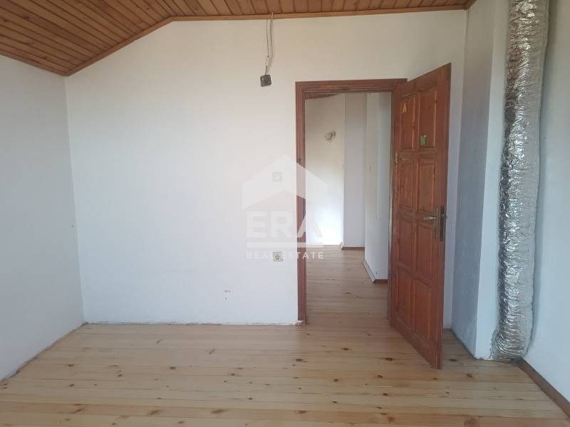 Дава под наем КЪЩА, гр. Варна, Виница, снимка 6 - Къщи - 53708043