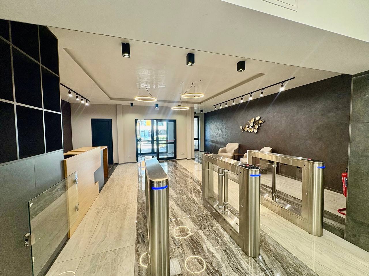 Дава под наем ОФИС, гр. София, Малинова долина, снимка 9 - Офиси - 48413991