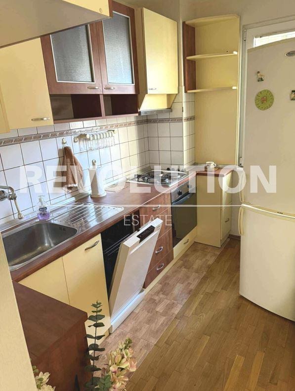 Дава под наем  3-стаен град Варна , Лятно кино Тракия , 82 кв.м | 72662062 - изображение [3]