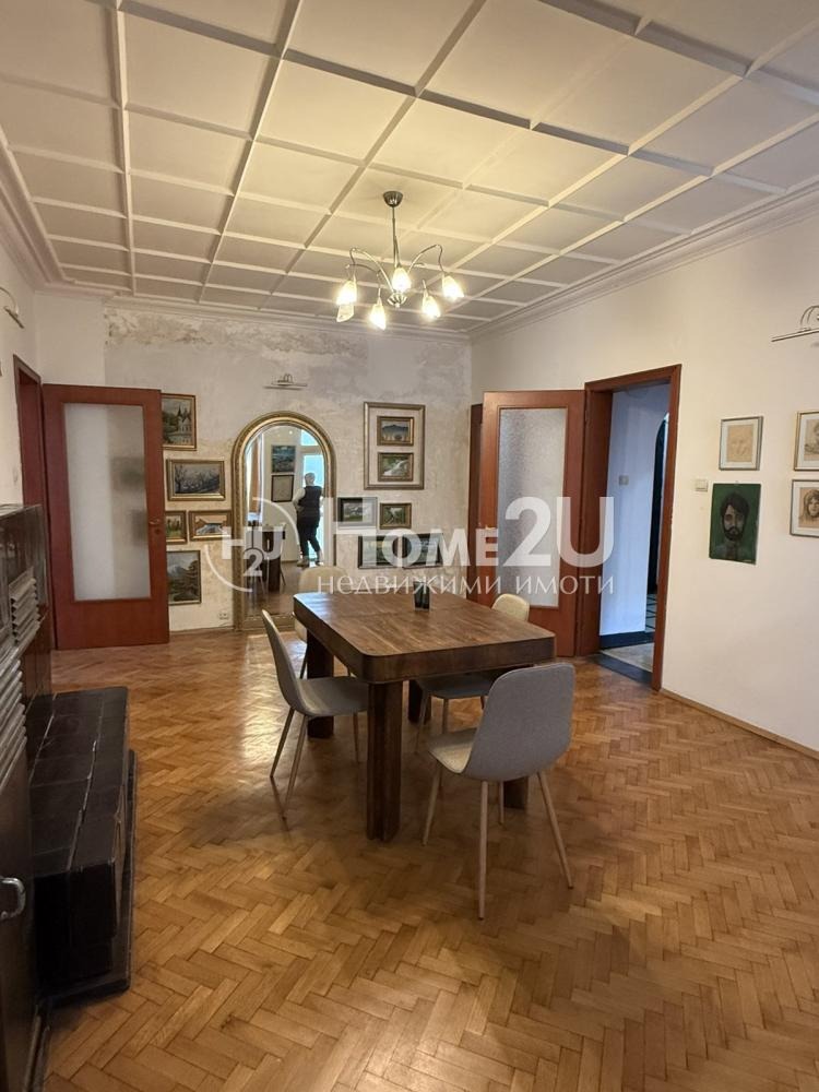 Дава под наем 4-СТАЕН, гр. София, Център, снимка 2 - Апартаменти - 53732502