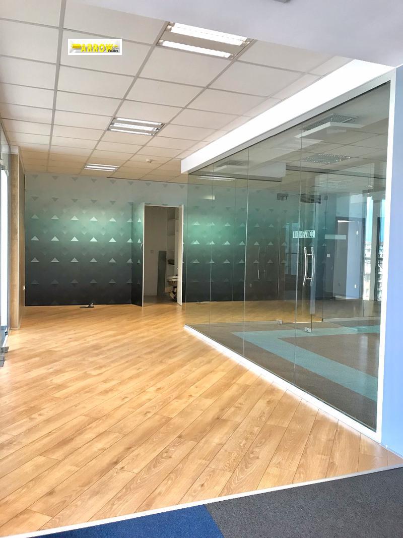 Kiadó  Hivatal Sofia , Geo Milev , 350 négyzetméter | 71028191 - kép [4]