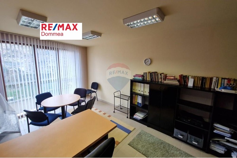 Под наем ОФИС, град Варна, Гръцка махала • 600 лв. / 306.78 € • 34716643 1