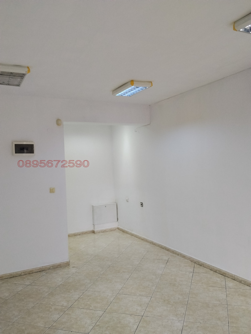 Дава под наем ОФИС, гр. Пловдив, Тракия, снимка 2 - Офиси - 53139200