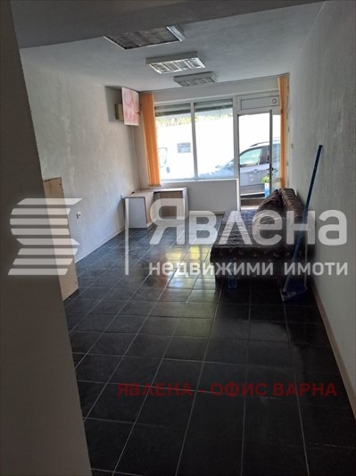 Προς ενοικίαση  Κατάστημα Βαρνα , Σπορτνα ζαλα , 46 τ.μ | 84521288 - εικόνα [3]