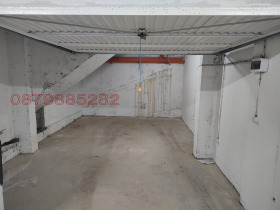 ГАРАЖ, ПАРКОМЯСТО, 30 m2