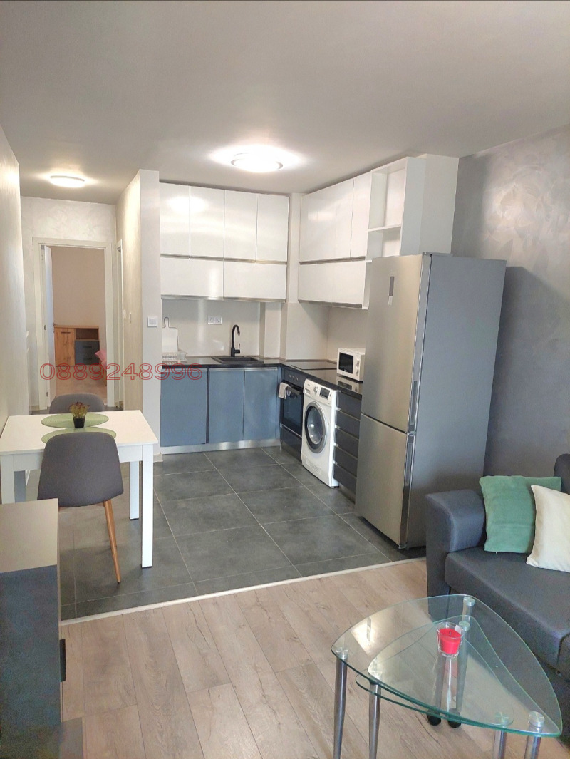 Zu vermieten  1 Schlafzimmer Plowdiw , Zentar , 67 qm | 22214027 - Bild [3]