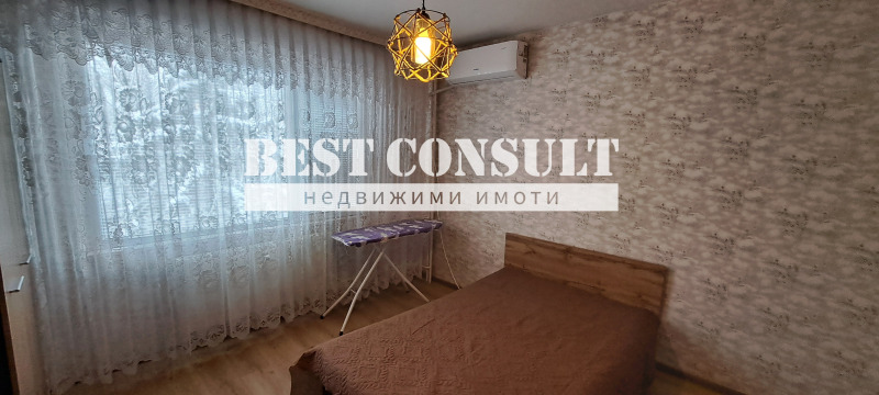 K pronájmu  1 ložnice Ruse , Vazraždane , 55 m2 | 88691810 - obraz [2]