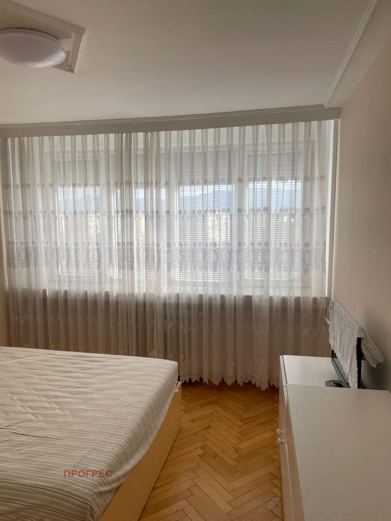 En renta  1 dormitorio Plovdiv , Tsentar , 65 metros cuadrados | 45641811 - imagen [5]