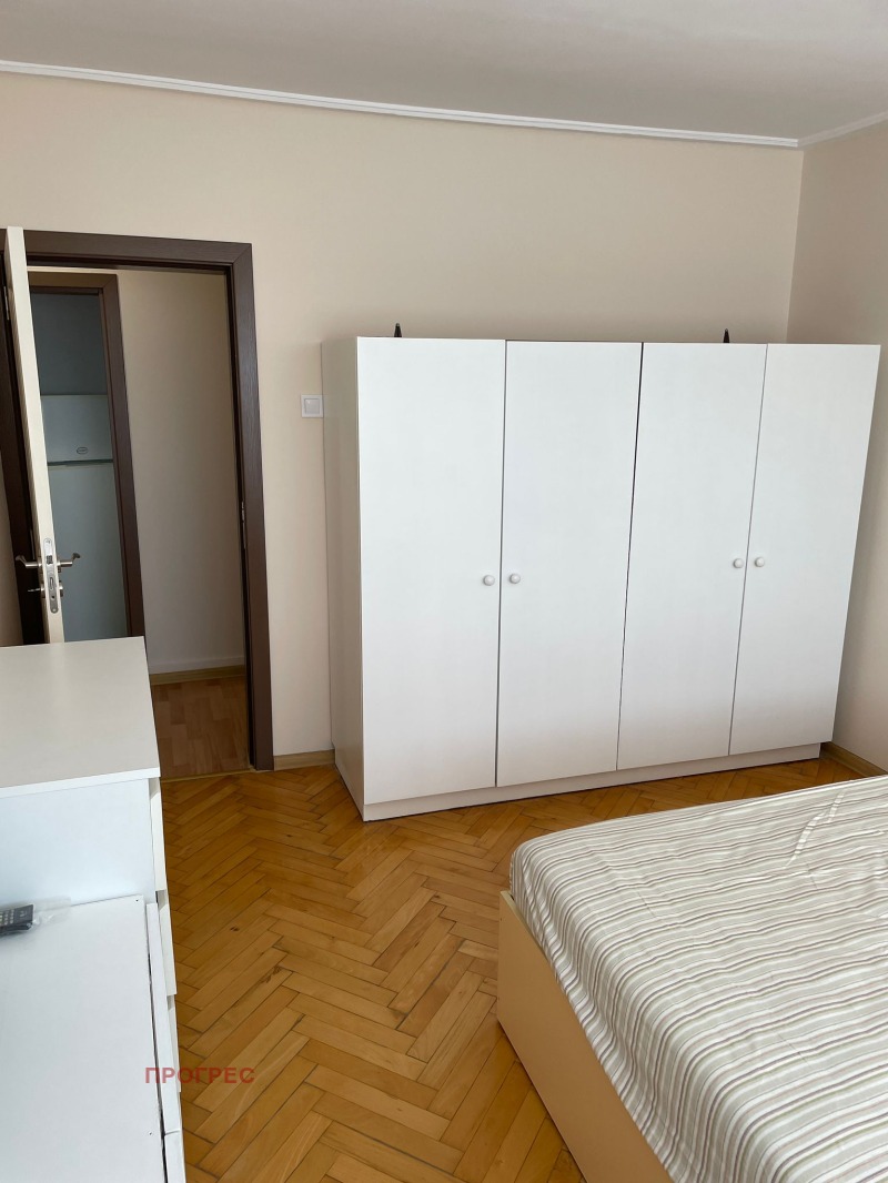 Zu vermieten  1 Schlafzimmer Plowdiw , Zentar , 65 qm | 45641811 - Bild [8]