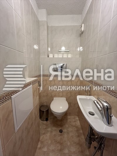 Издаје се  2 спаваће собе Софија , Центар , 120 м2 | 30367823 - слика [14]