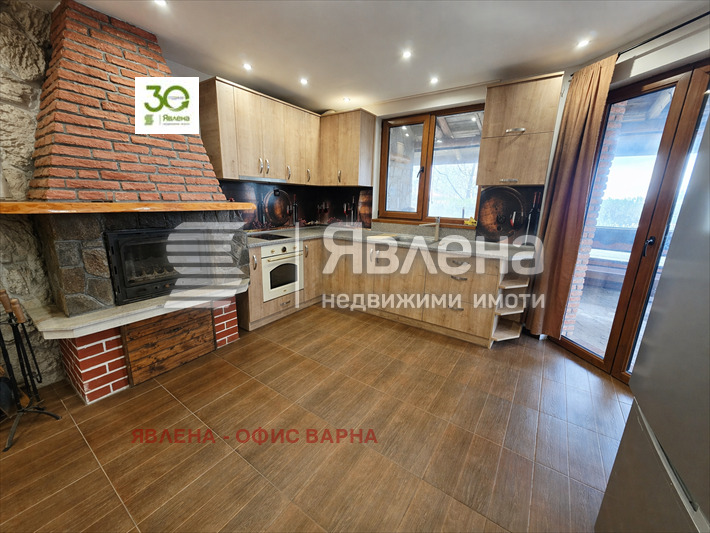 Дава под наем КЪЩА, с. Кичево, област Варна, снимка 4 - Къщи - 54360203
