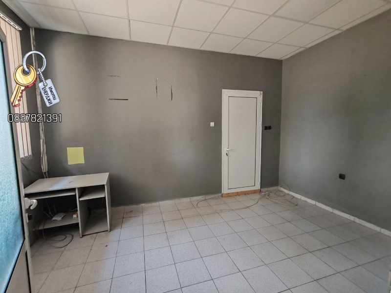 Zu vermieten  Geschäft Plewen , Industrialna zona , 440 qm | 94187420 - Bild [6]