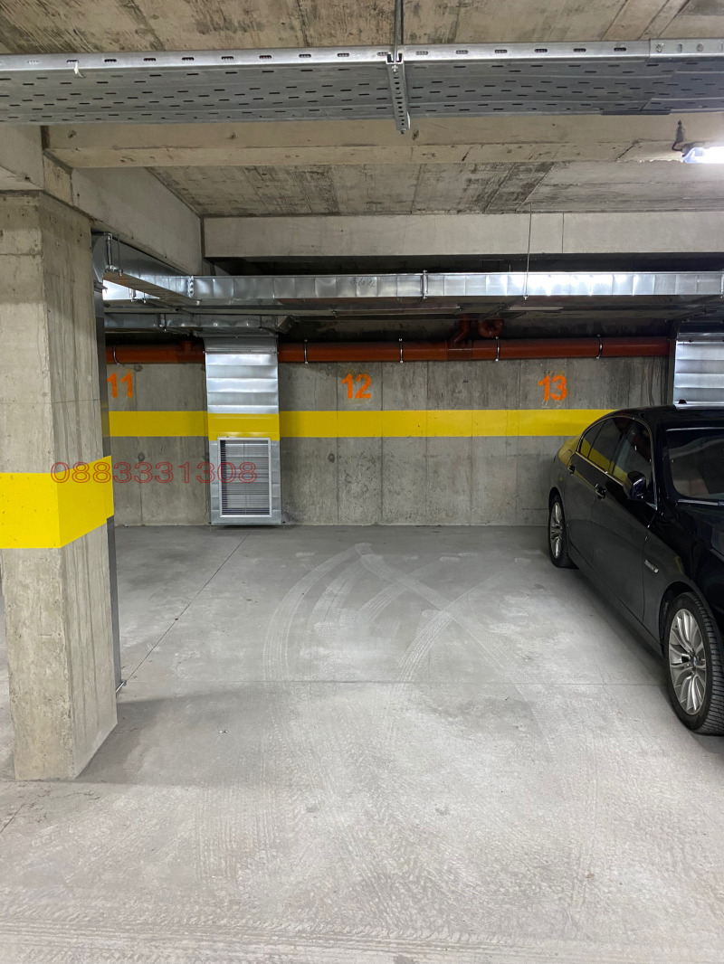 Дава под наем ГАРАЖ, ПАРКОМЯСТО, гр. Бургас, Славейков, снимка 7 - Гаражи и паркоместа - 53567255