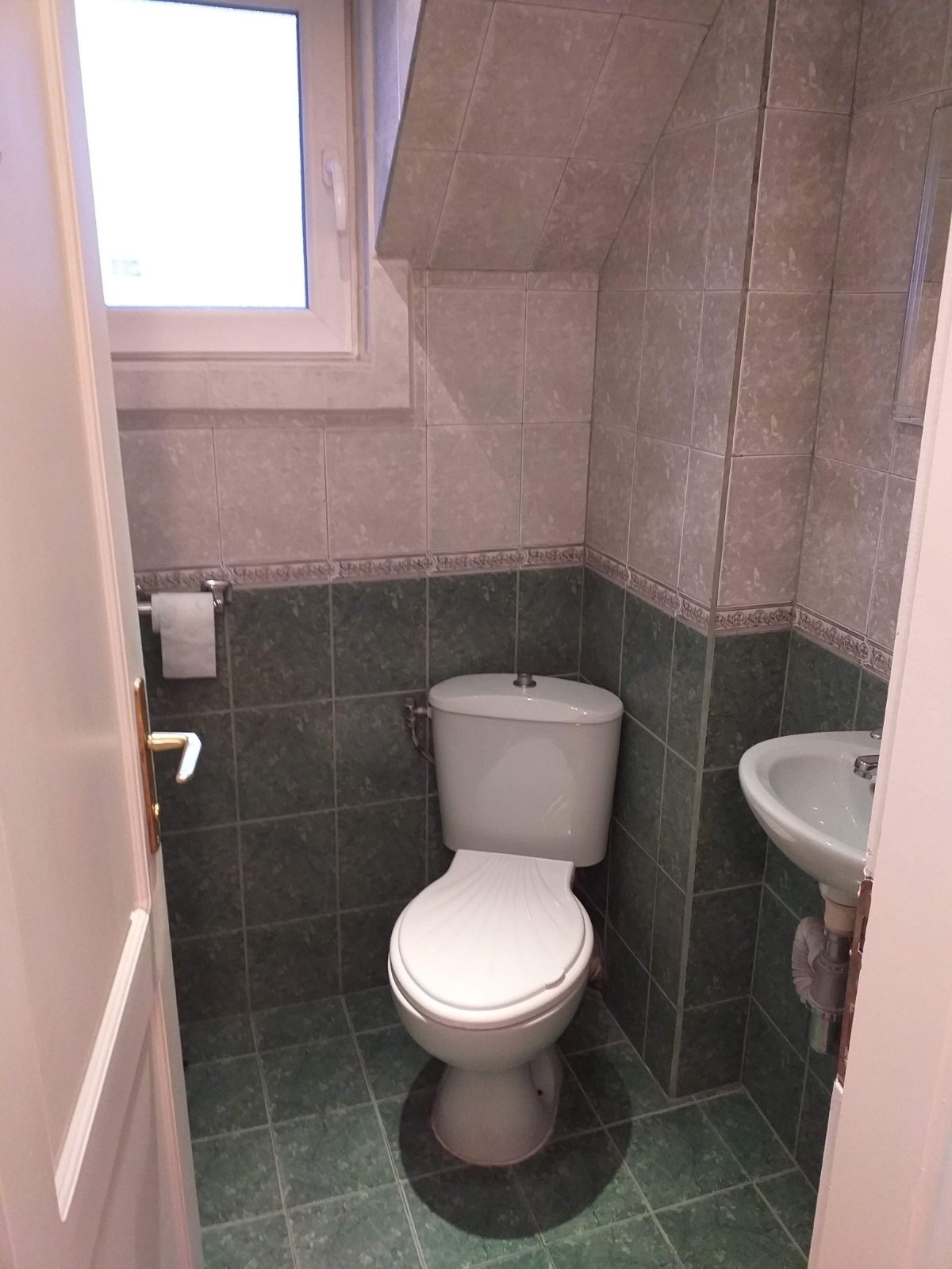 Дава под наем 3-СТАЕН, гр. Варна, Лятно кино Тракия, снимка 12 - Апартаменти - 53835306