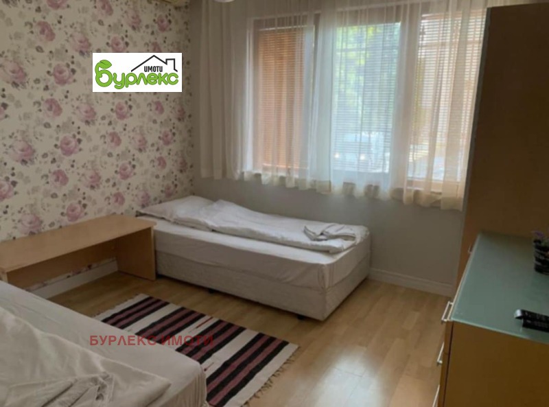 Дава под наем 3-СТАЕН, гр. Варна, Център, снимка 5 - Апартаменти - 52541283