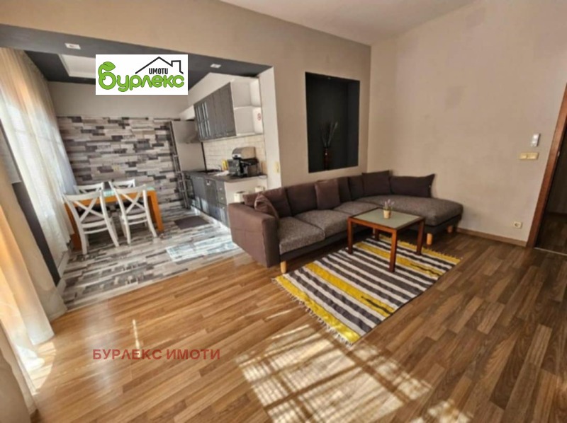 Дава под наем 3-СТАЕН, гр. Варна, Център, снимка 2 - Апартаменти - 52541283